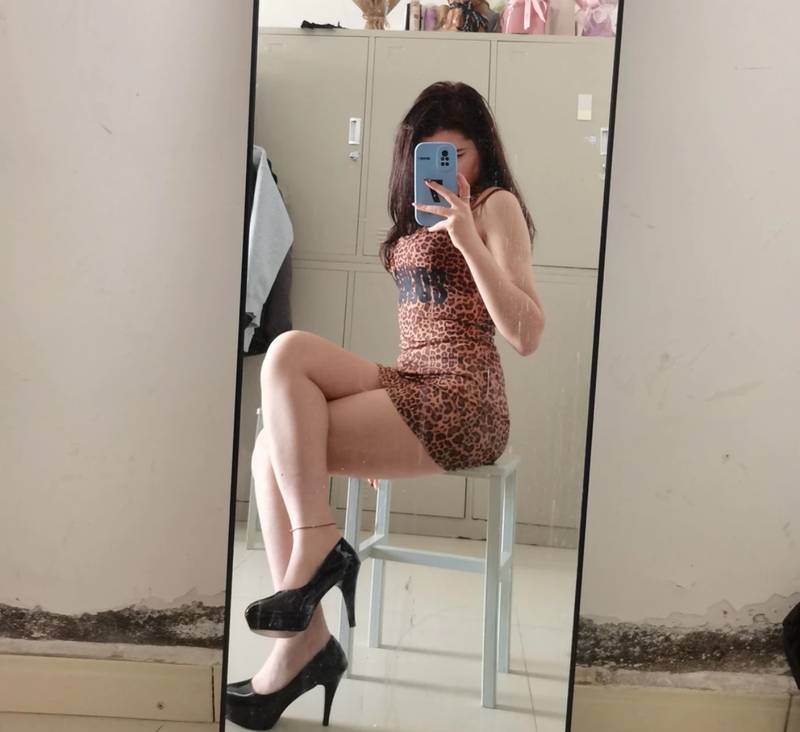 情侣之间该不该看对方手机